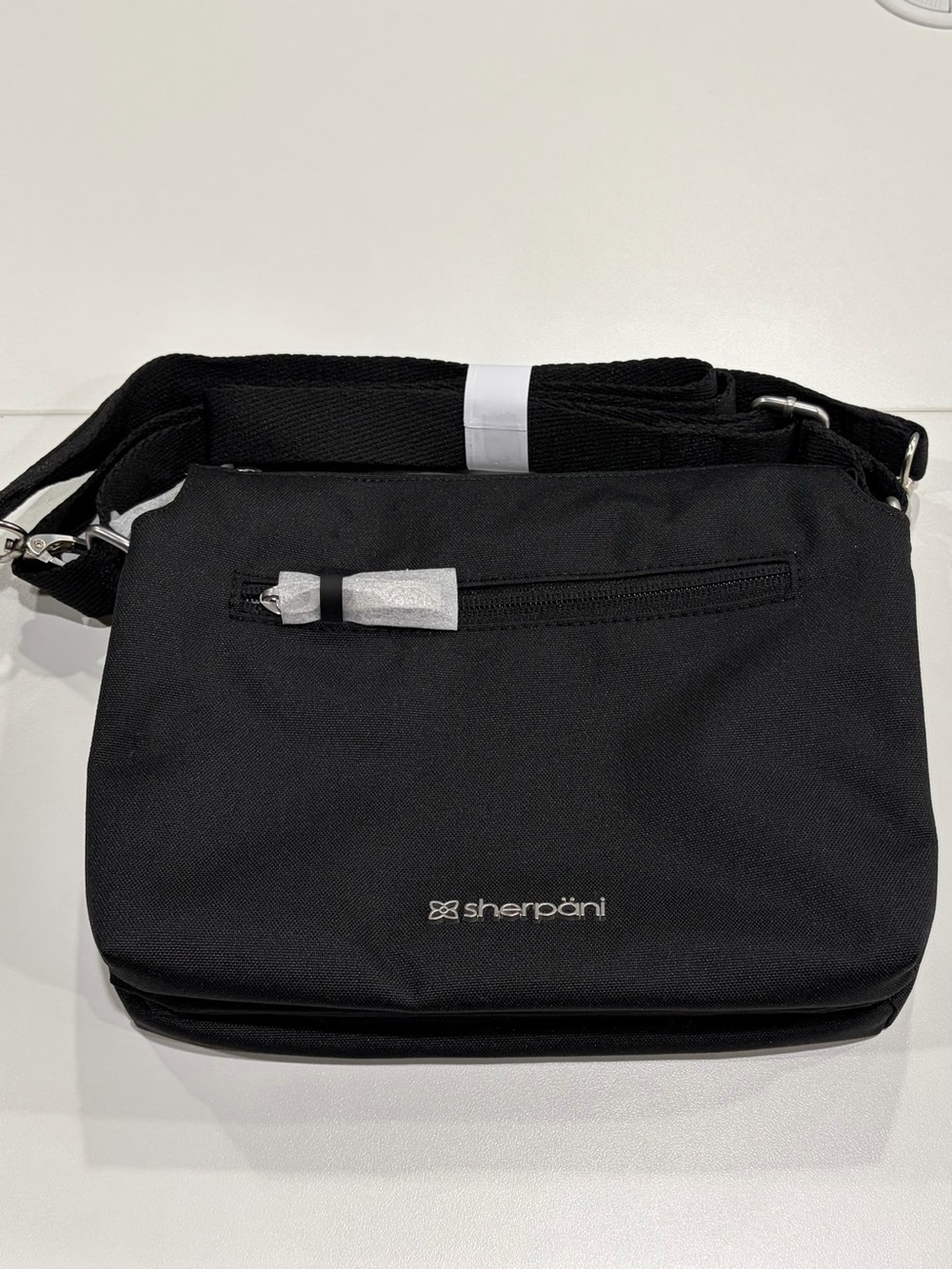 Sherpani Mei Crossbody Bag Carbon Black NWT RFID-blocking Technology Travel